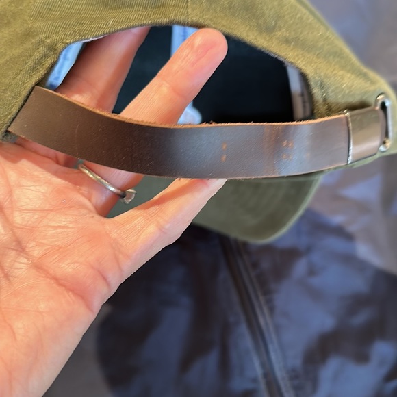 Champion hat - Picture 5 of 5